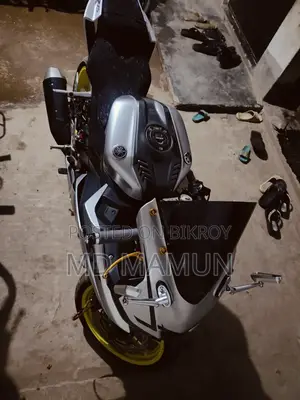 Yamaha R15 V3 2022 Silver