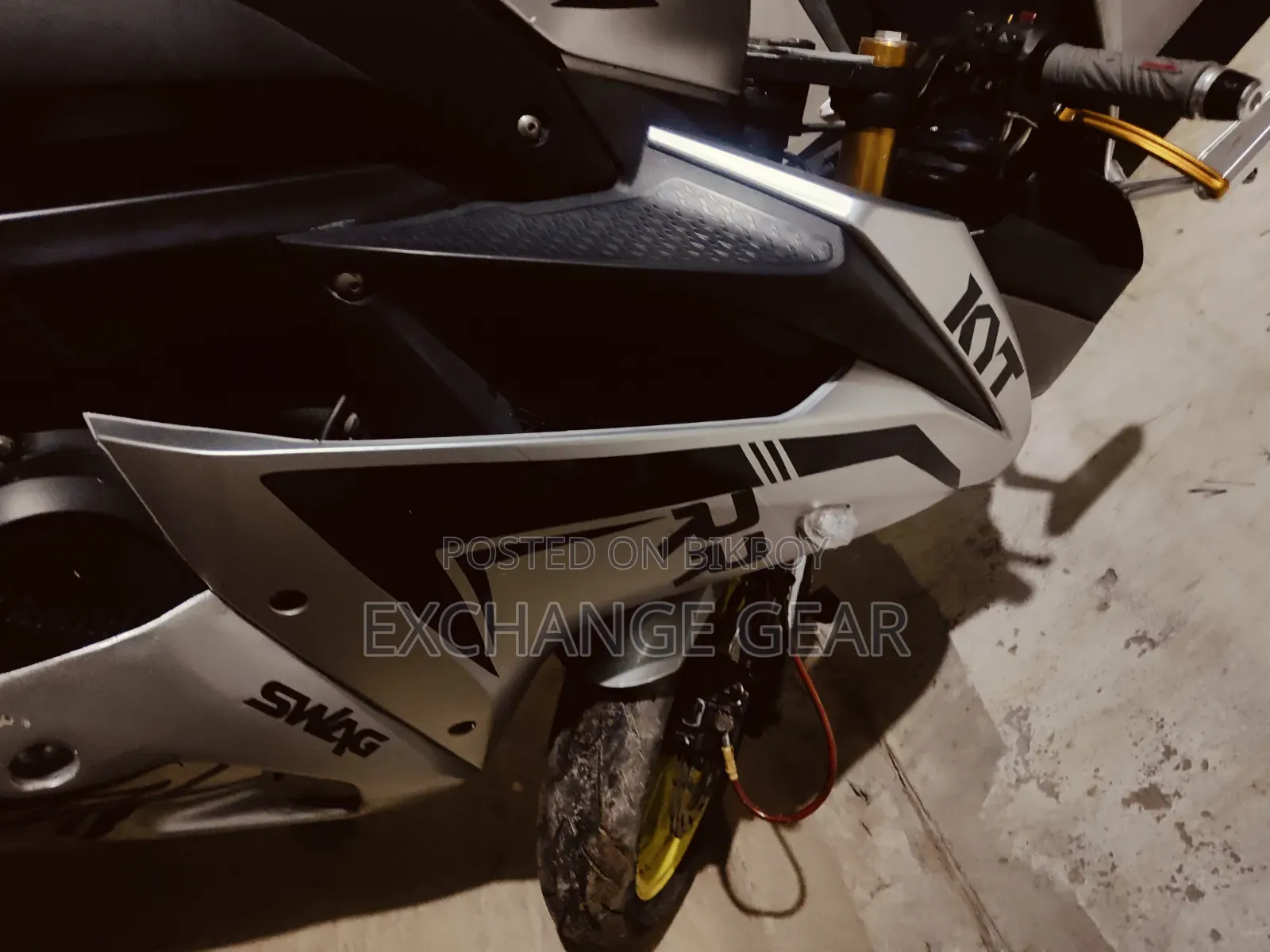 Yamaha R15 V3 2022 Silver