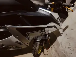 Yamaha R15 V3 2022 Silver