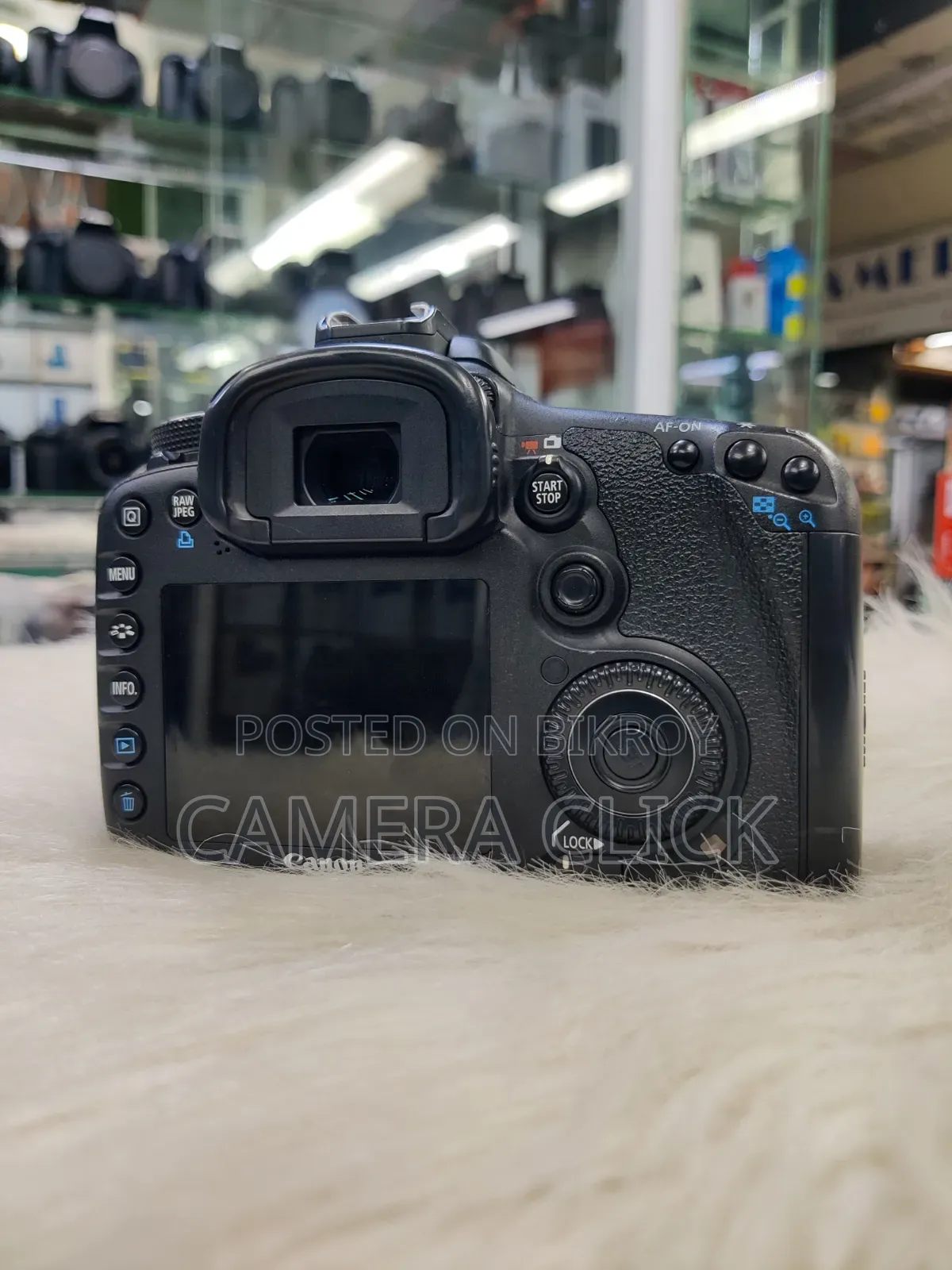 Canon EOS 7D With 50mm 1.8 STM Lens