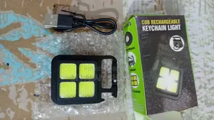 সিওবি রিচার্জেবল চাবি রিং লাইট