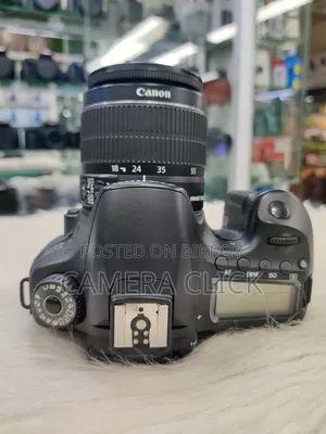 Canon EOS 60D & 18-55mm IS Lens