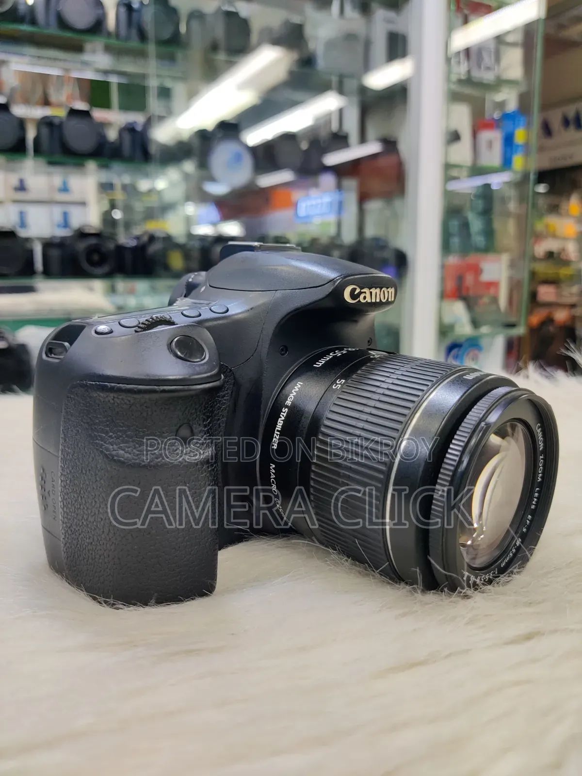 Canon EOS 60D & 18-55mm IS Lens