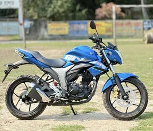 সুজুকি গিক্সার ২০২২ ব্লু