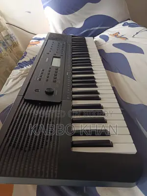 ইয়ামাহা পিএসআর-ই২৭৩ ৬১-কি পোর্টেবল কিবোর্ড