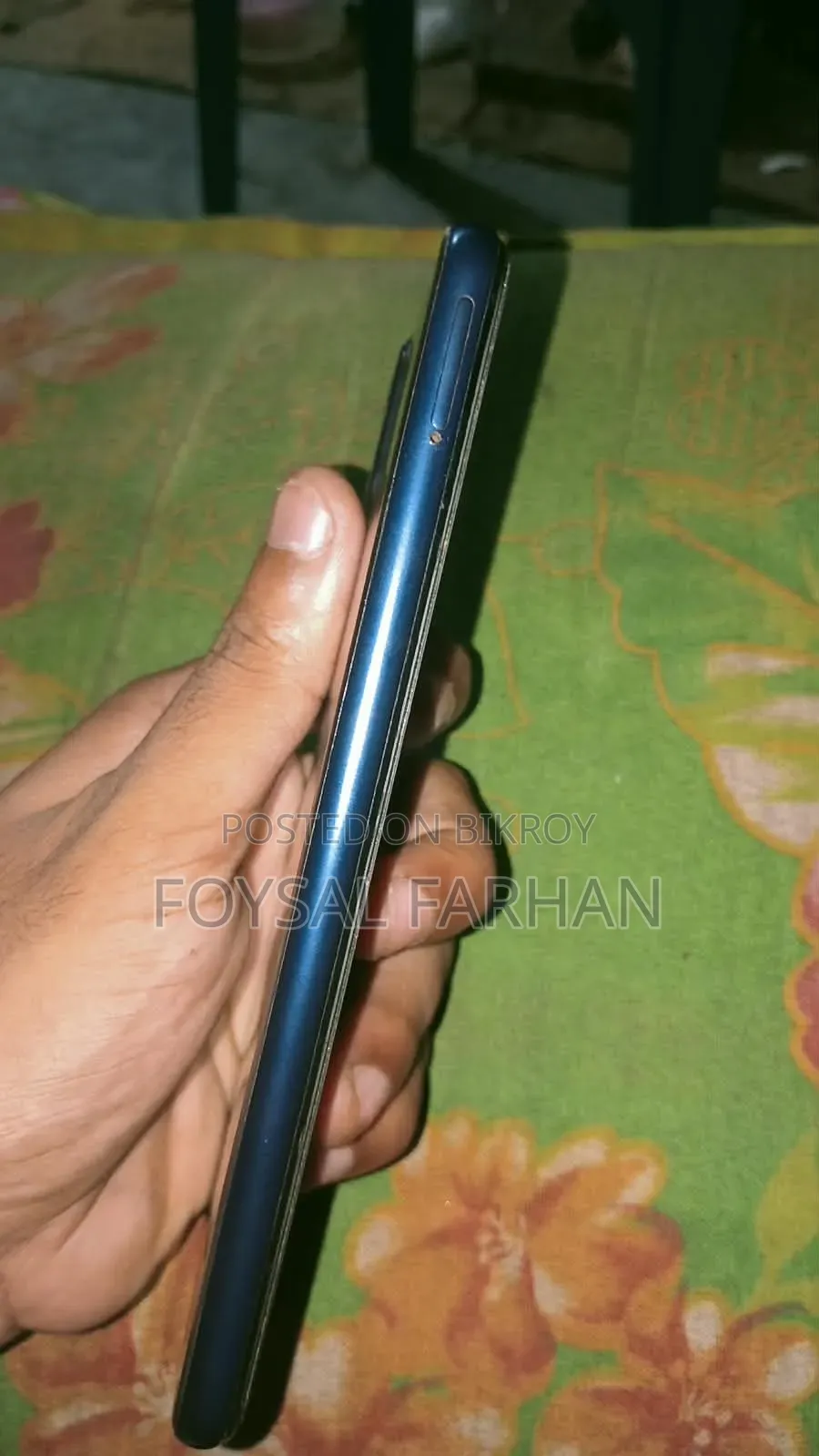 Samsung Galaxy J 16 GB Blue