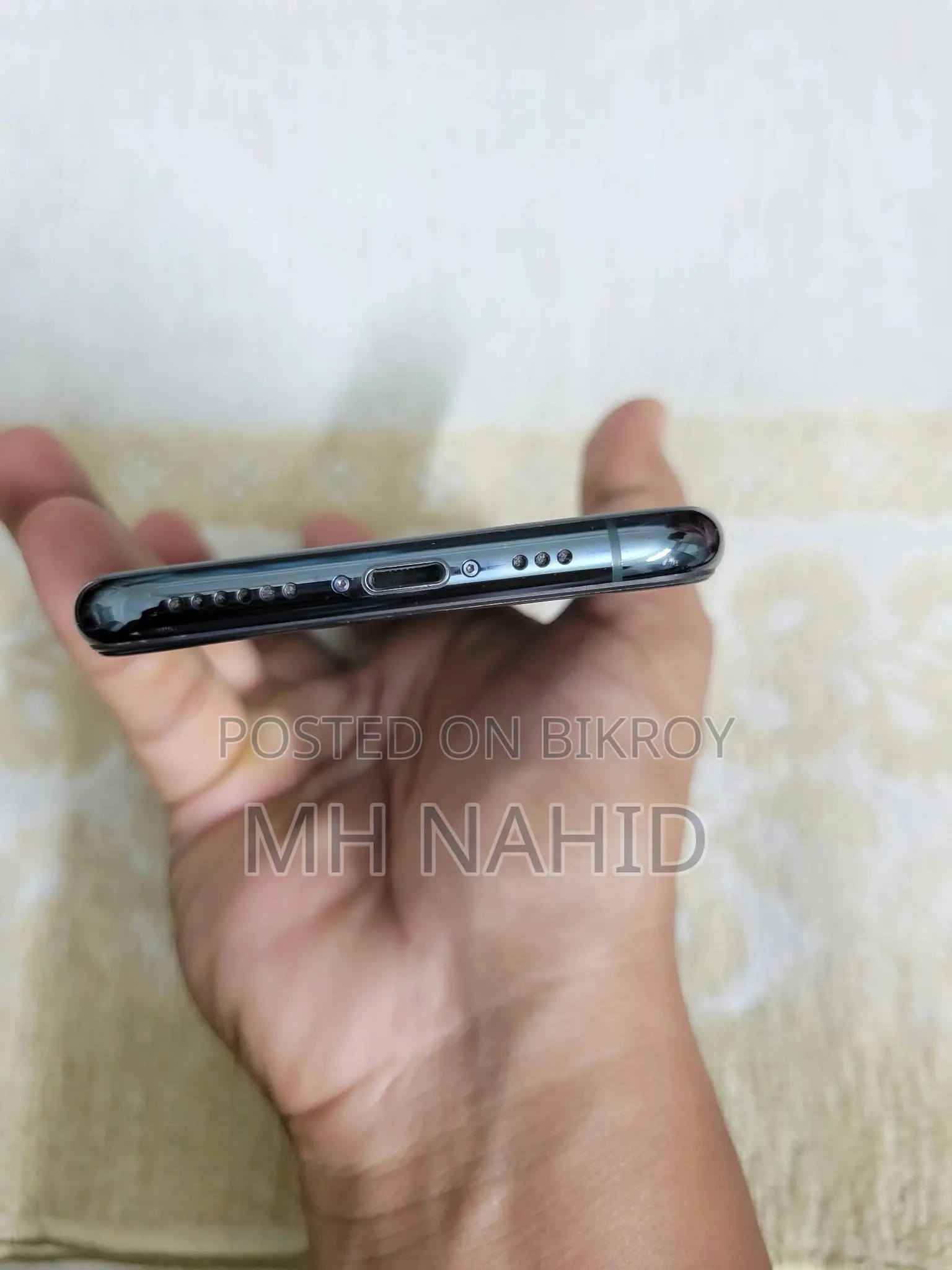 অ্যাপল আইফোন ১১ প্রো ২৫৬ জিবি গ্রিন