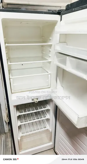 একটি কনিয়ন ফ্রিজ বিক্রি করা হবে