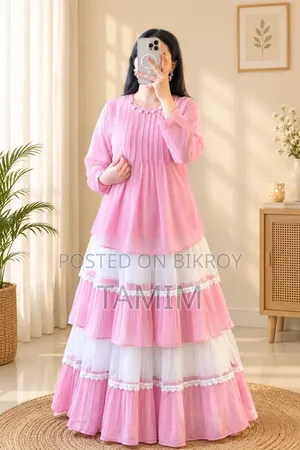 Trendy Ladies Tops and Skirt Set
