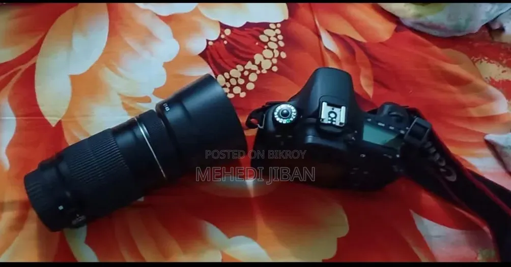 ডিএসএলআর ক্যামেরা
