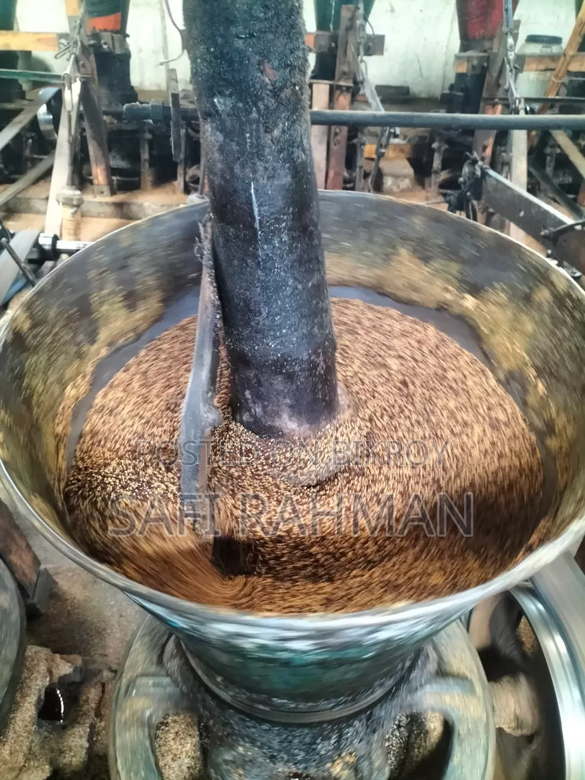 100% Pure Wooden Churn Mustard Oil (1st Grade)