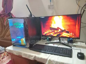 Gigabyte GA-H110MSTX-HD3-ZK 8GB Intel Core i5 HDD+SSD 128GB