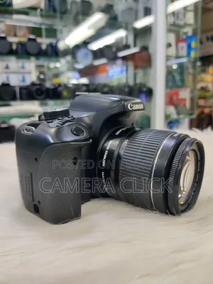 Canon EOS 750D + 18-55mm IS Lens