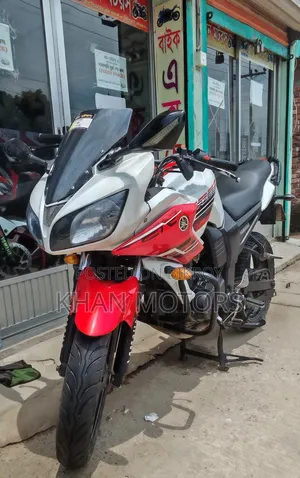 Yamaha Fazer V1 2014 White