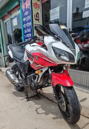 Yamaha Fazer V1 2014 White