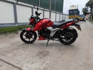 TVS Apache 160 4V 2019 Red