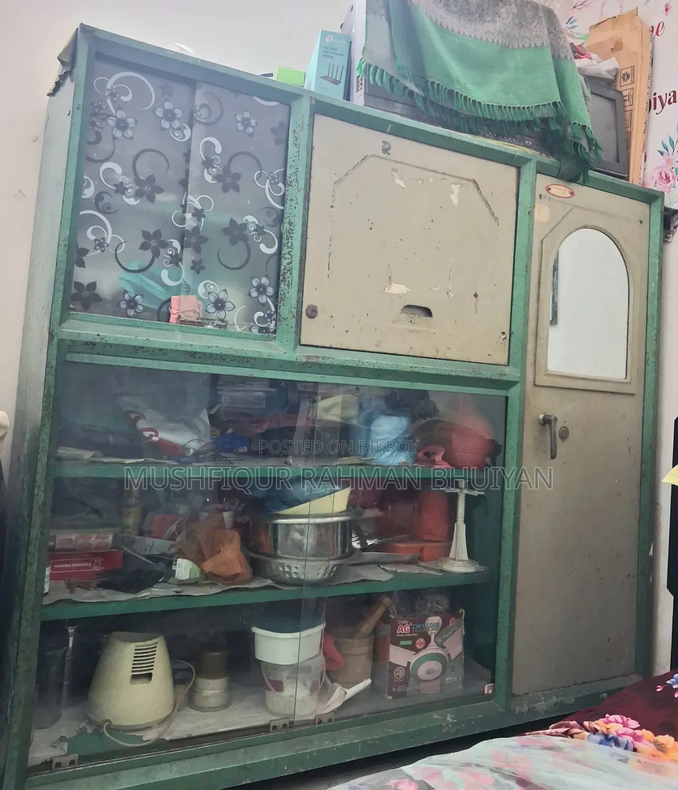 Steel Showcase / TV Showcase for Sale