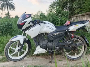 TVS Apache RTR 160 2V 2017 White