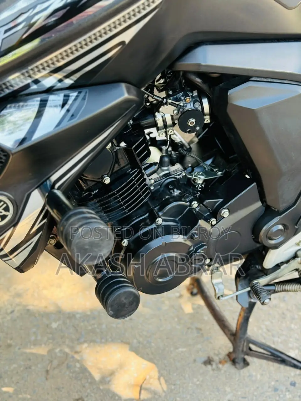 ইয়ামাহা এফজেডএস ভি২ ২০২৪ ব্ল্যাক