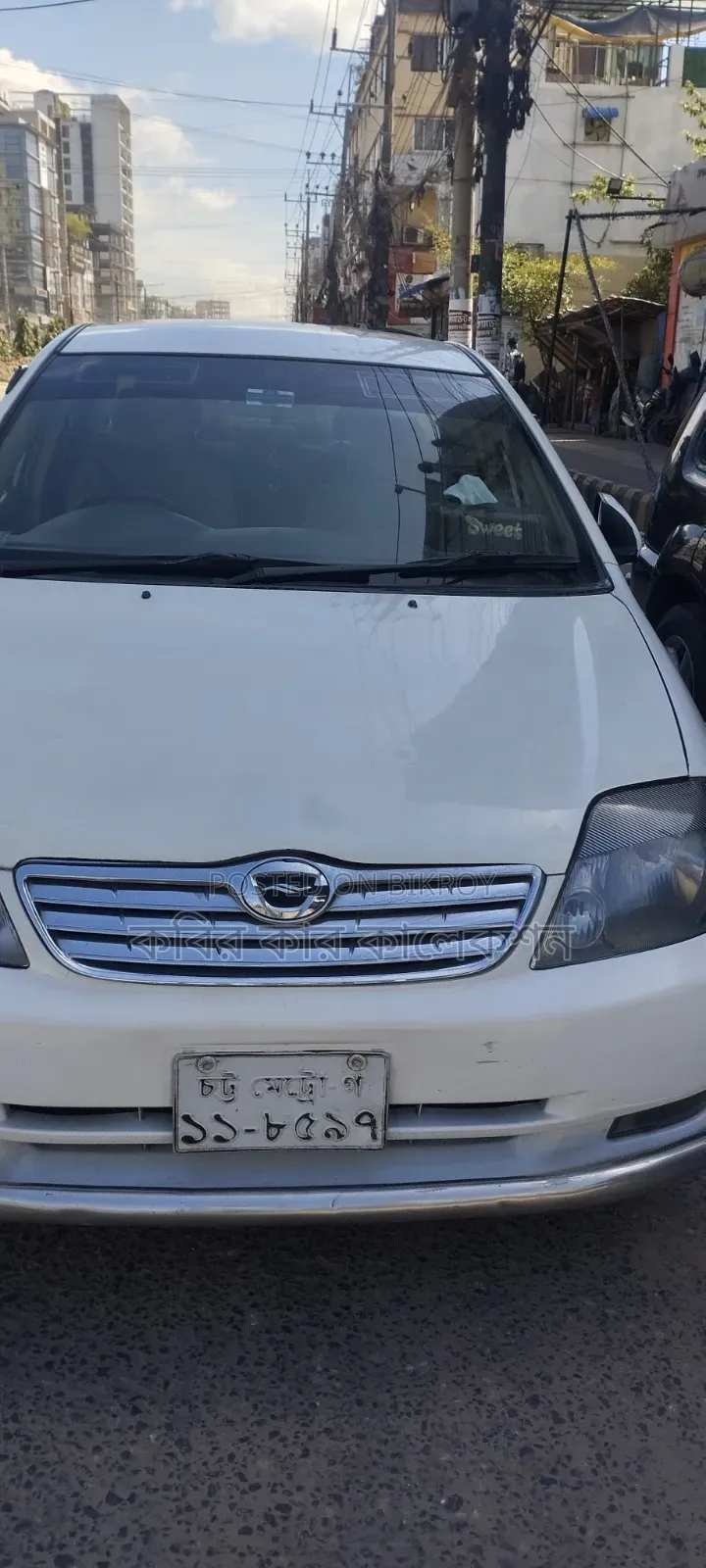 Toyota Corolla 2004 White