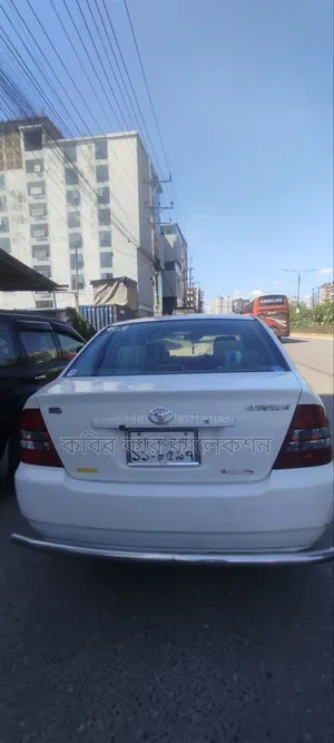 Toyota Corolla 2004 White