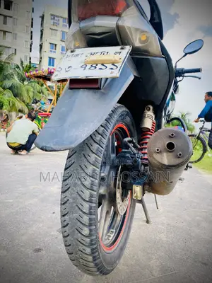 হিরো এক্সট্রিম স্পোর্টস ২০১২ ব্ল্যাক