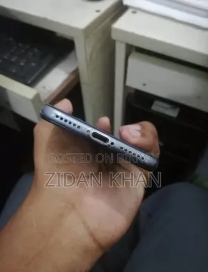 নতুন অ্যাপল আইফোন ৮ ৬৪ জিবি কালো