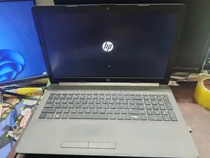 Laptop HP 250 G7 8GB Intel Core i3 HDD+SSD 1TB