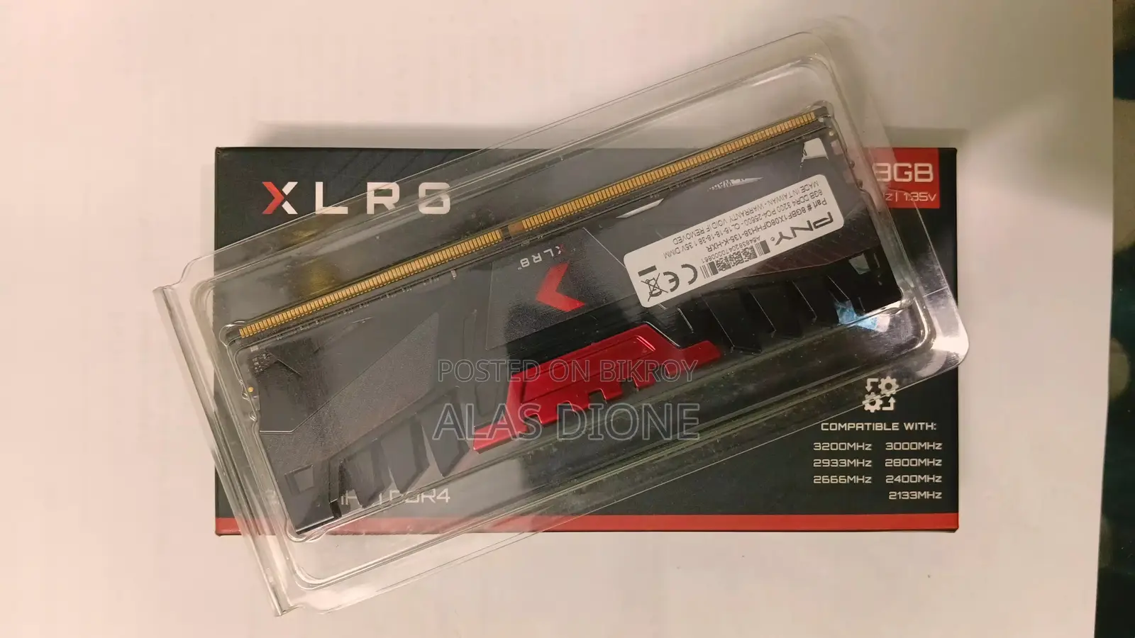 PNY XLR8 গেমিং ৮ জিবি ডিডিআর৪ ৩২০০ মেগাহার্টজ ডেস্কটপ র‍্যাম