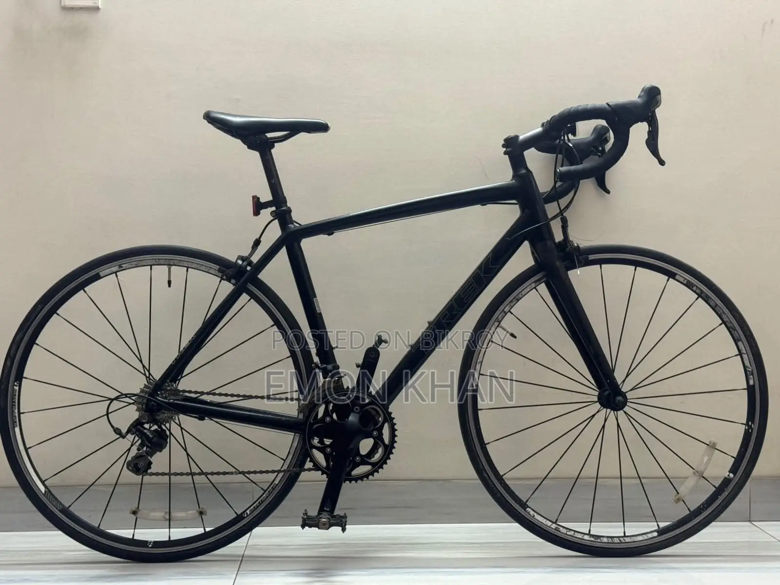 Trek Madone 2.1 Negotiable, Not Fixed, Some Servicing Done