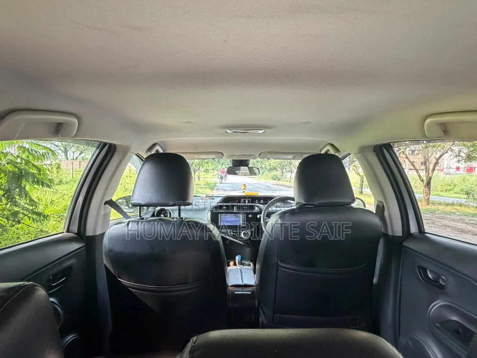 Toyota Aqua 2018 Silver