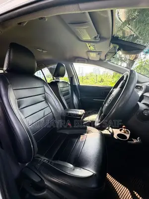 Toyota Aqua 2018 Silver