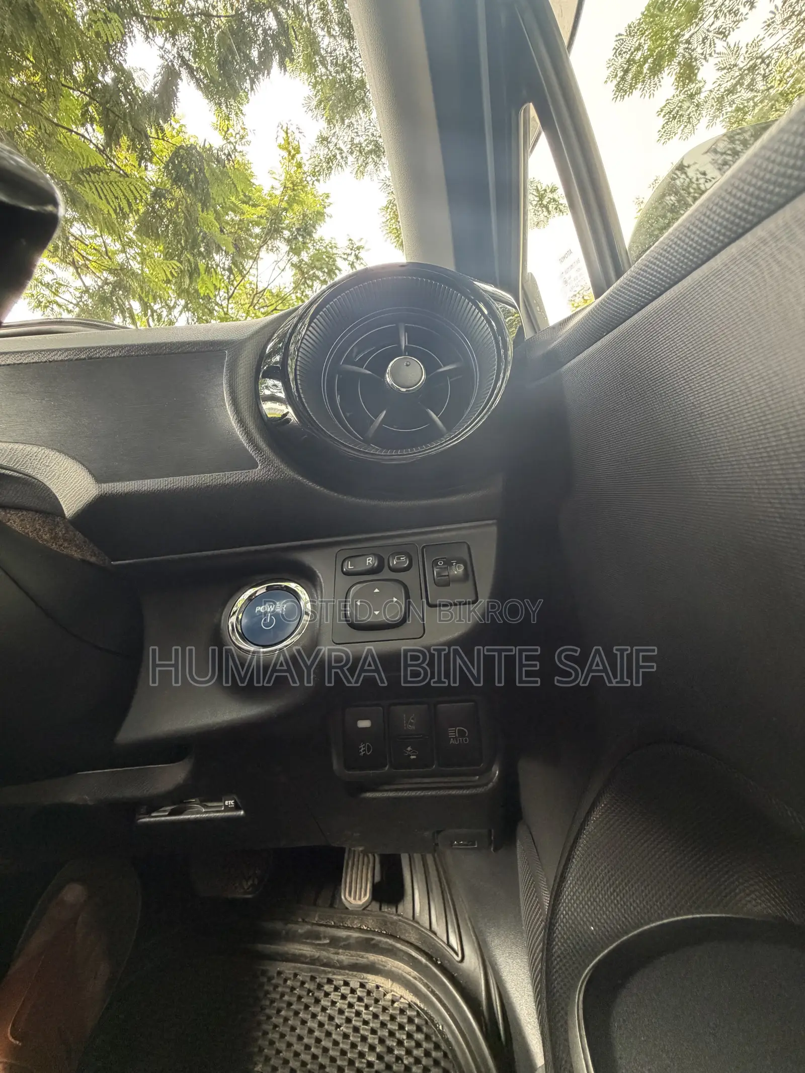 Toyota Aqua 2018 Silver