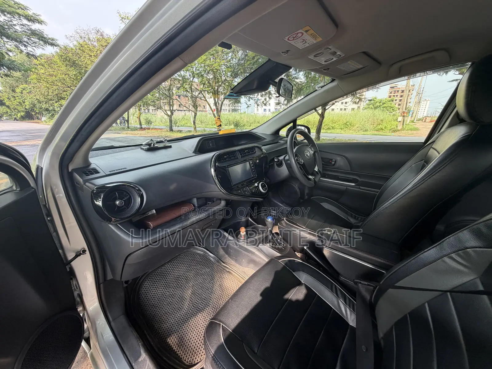 Toyota Aqua 2018 Silver
