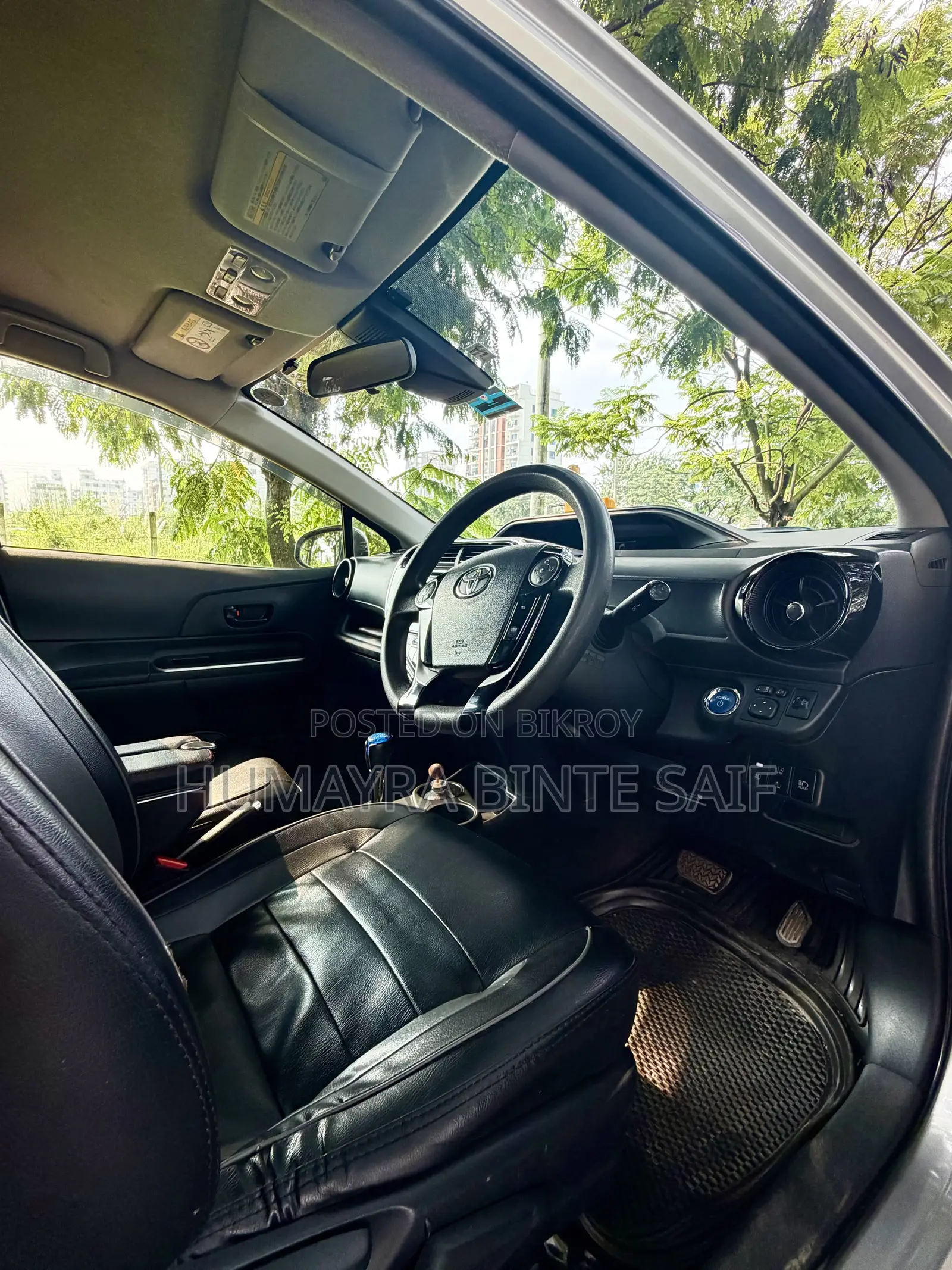 Toyota Aqua 2018 Silver