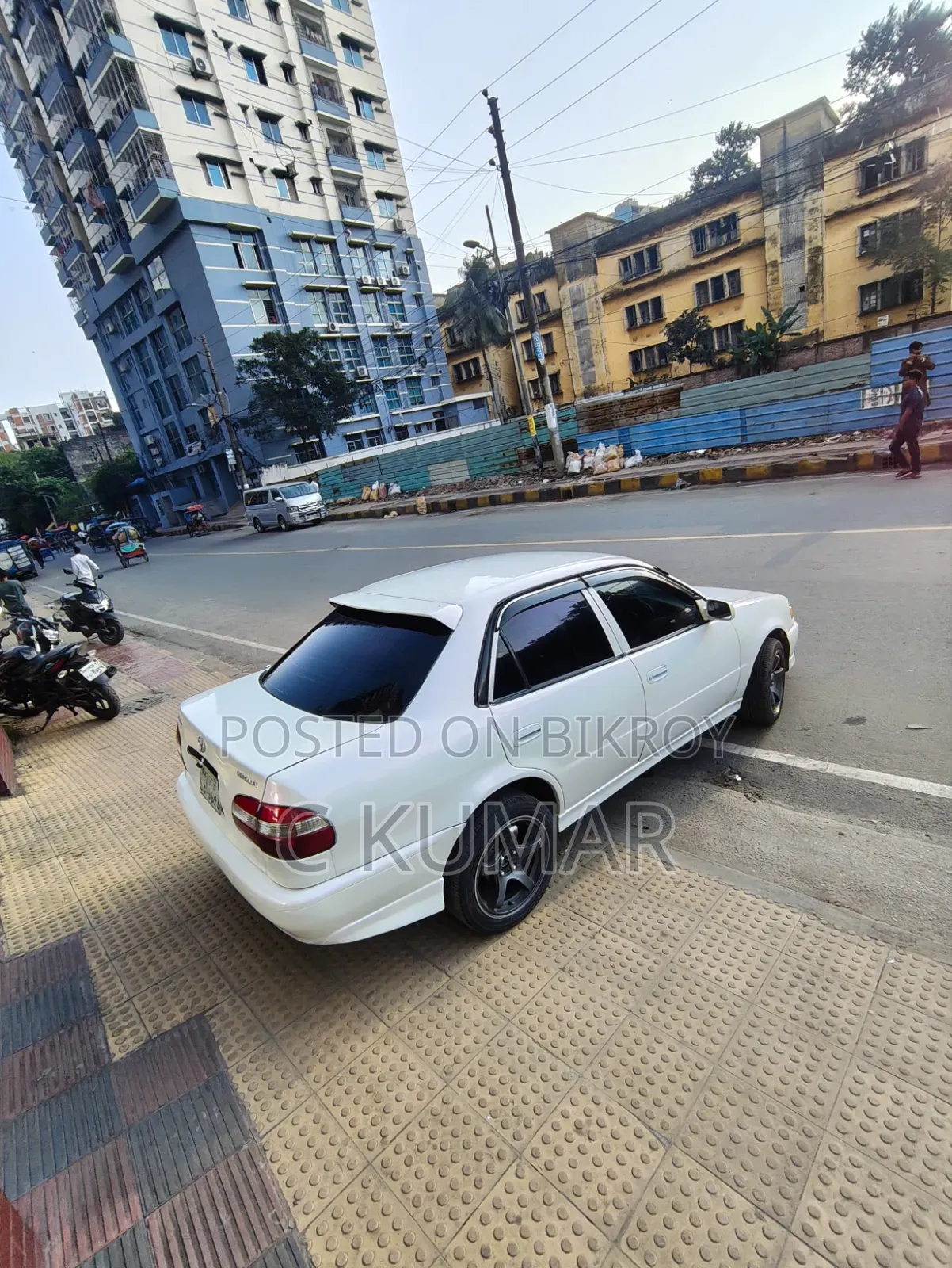 টয়োটা করোল্লা সেডান ১৯৮৯ পার্ল