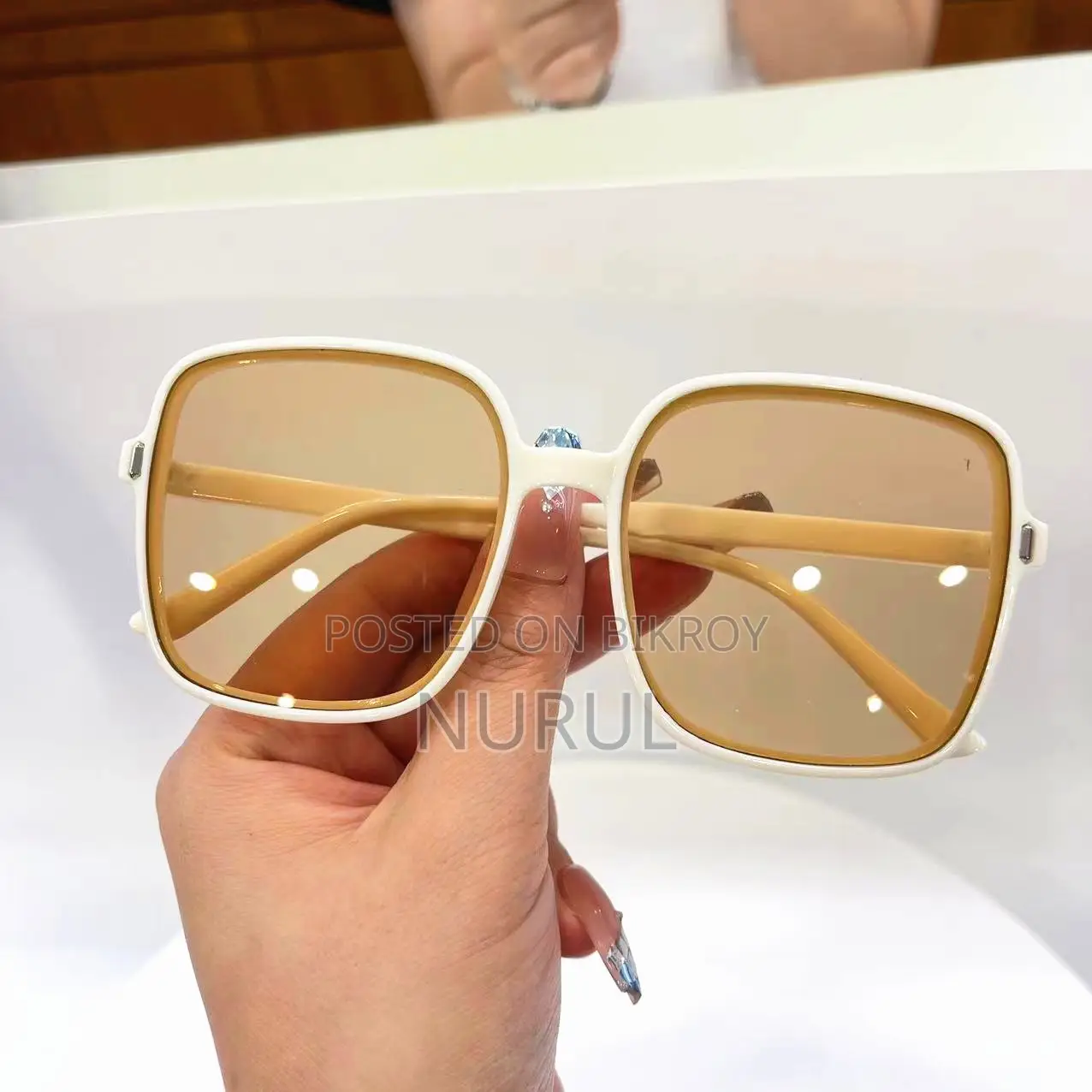 Sunglasses Sunglass