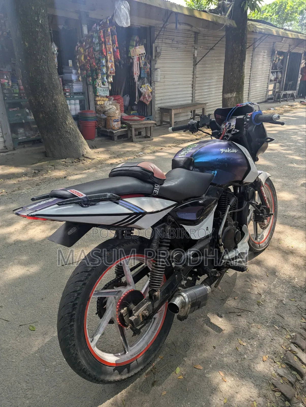 বাজাজ পালসার ১৫০ ২০০২ রেড