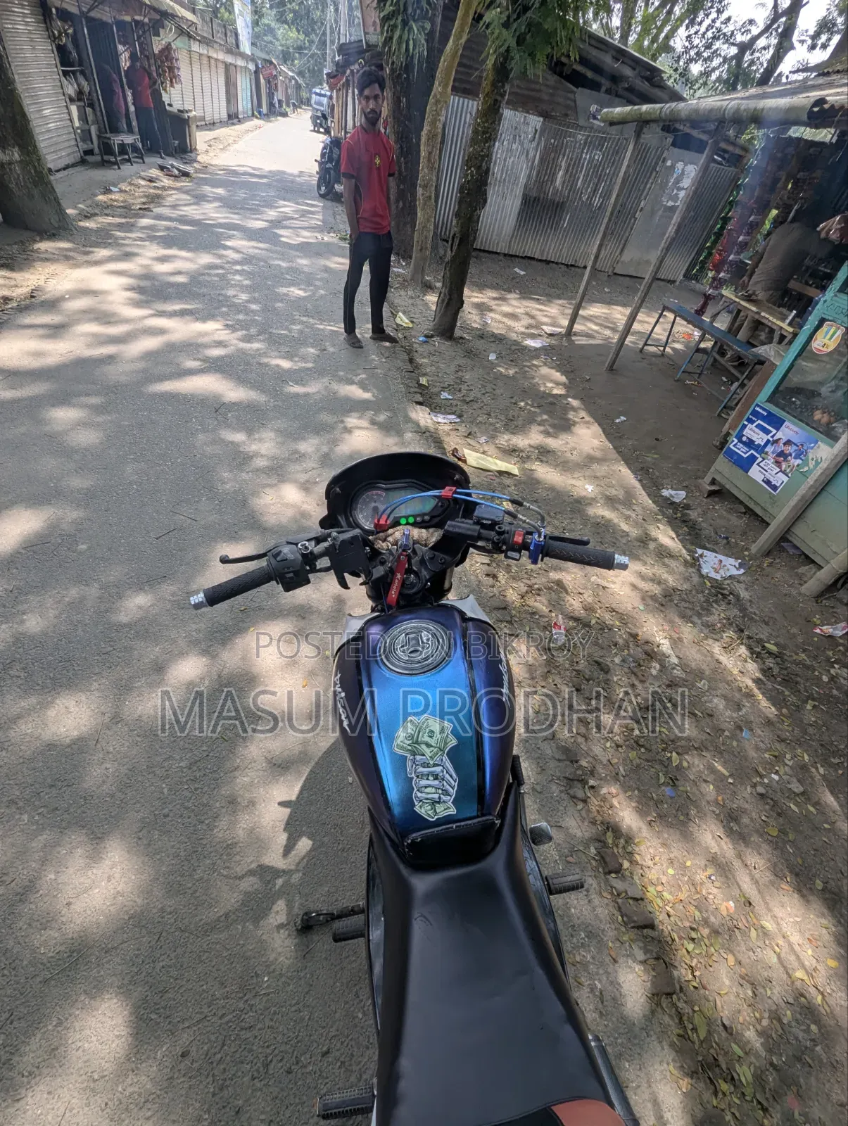 বাজাজ পালসার ১৫০ ২০০২ রেড