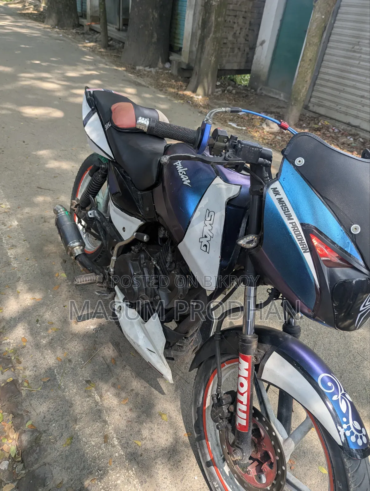 বাজাজ পালসার ১৫০ ২০০২ রেড