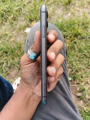 Apple iPhone 11 128 GB Black