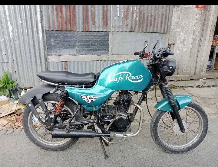 Bajaj CT 100 2015