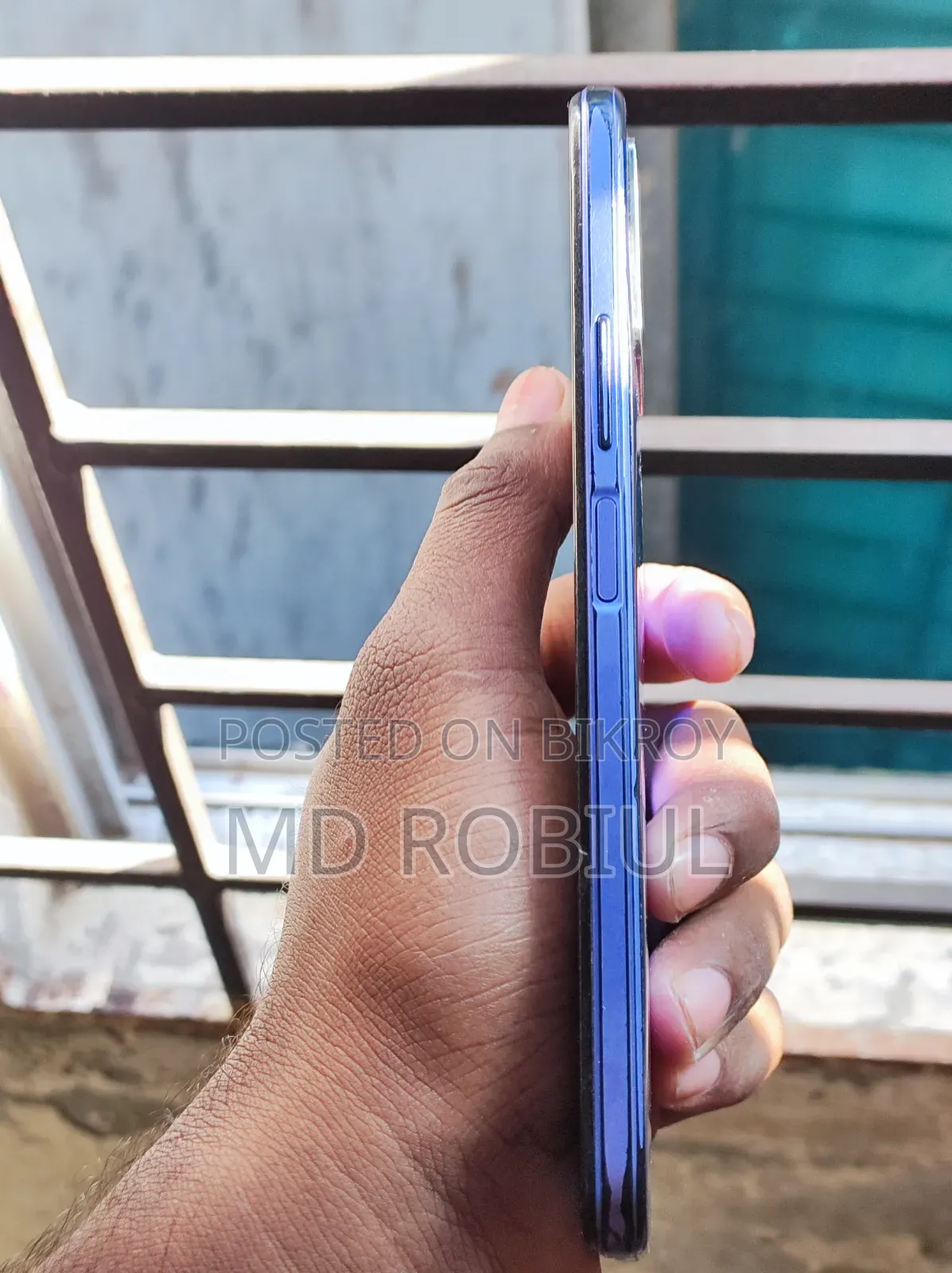 Vivo Y21 64 GB Blue