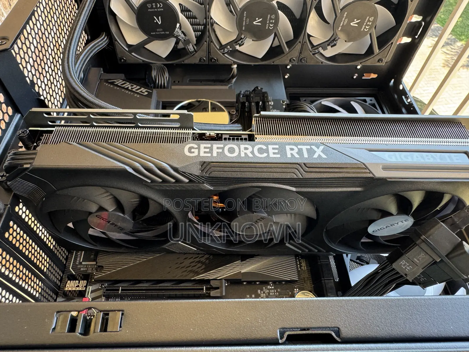 GIGABYTE GeForce RTX 4070 TI Gaming OC 12GB Graphics Card