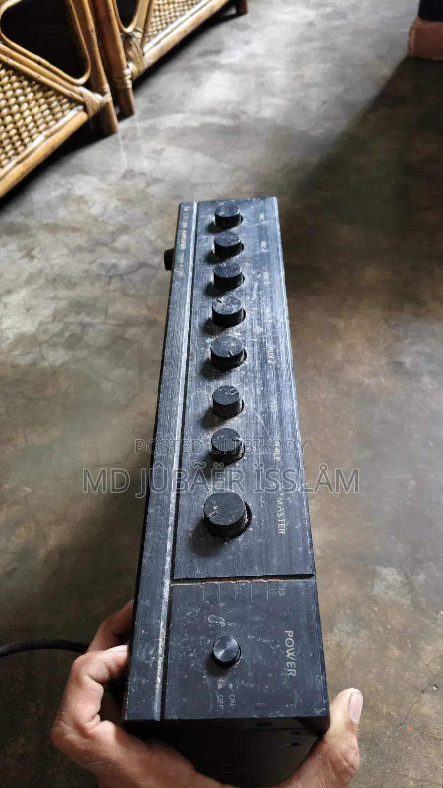 মডেল এ-১০৬১ এলএইচ