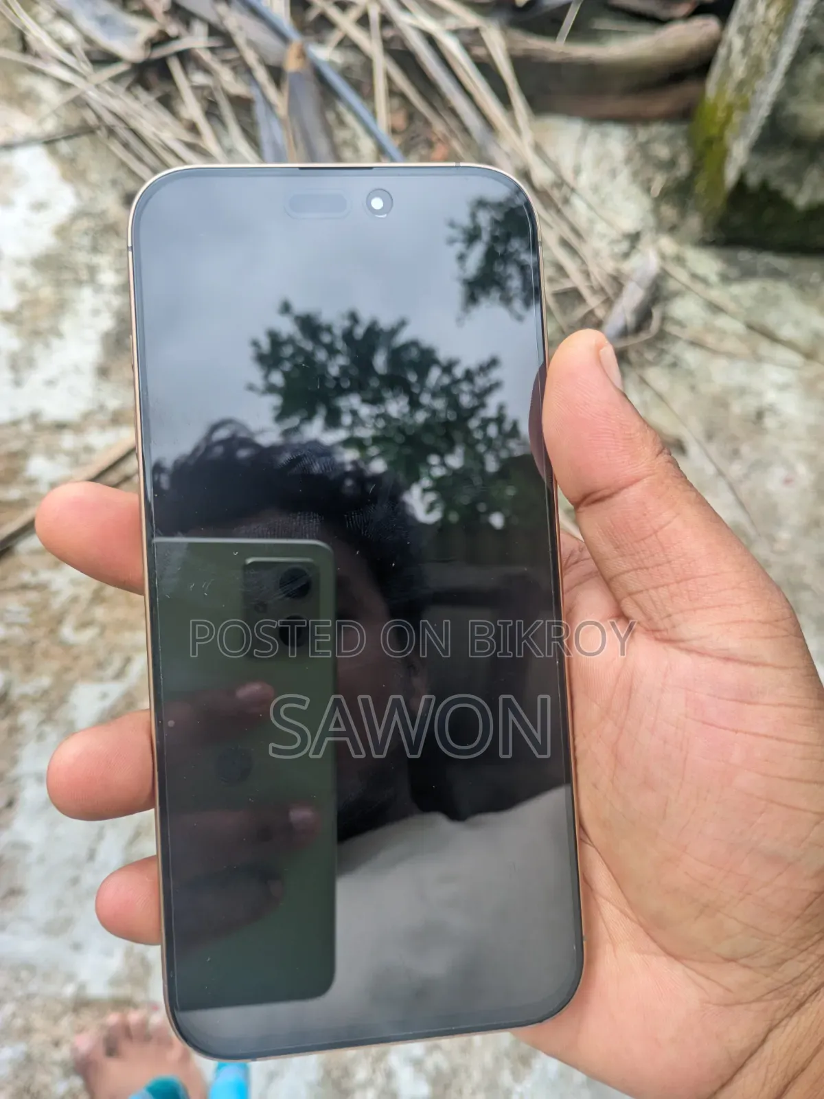 অ্যাপল আইফোন ১৬ প্রো ম্যাক্স ২৫৬ জিবি এটি একটি মাস্টার কপি/ক্লোন ফোন
