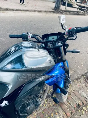 সুজুকি জিক্সার ২০১৯ নীল