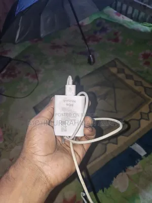 ৯০ ওয়াট ফ্রেস চার্জার