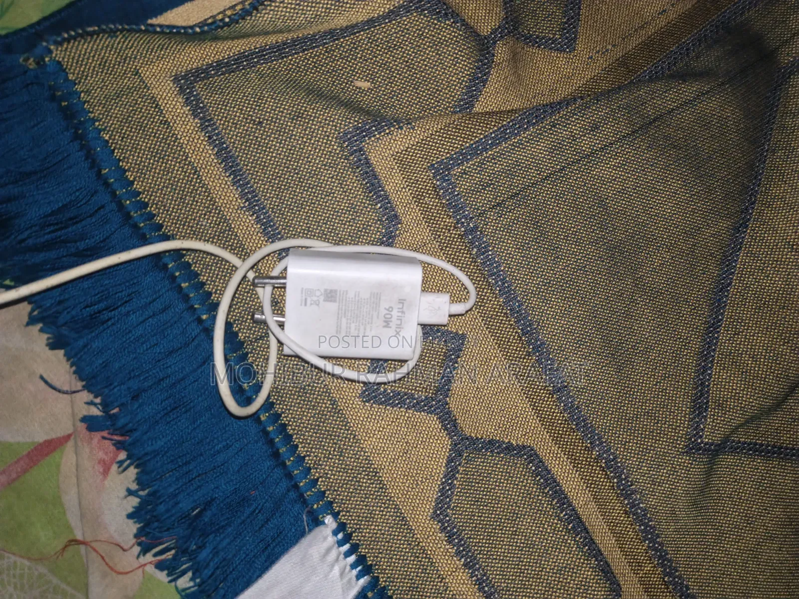 ৯০ ওয়াট ফ্রেস চার্জার