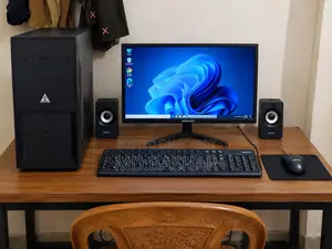 Desktop Computer 4GB Intel Core i3 SSD 128GB